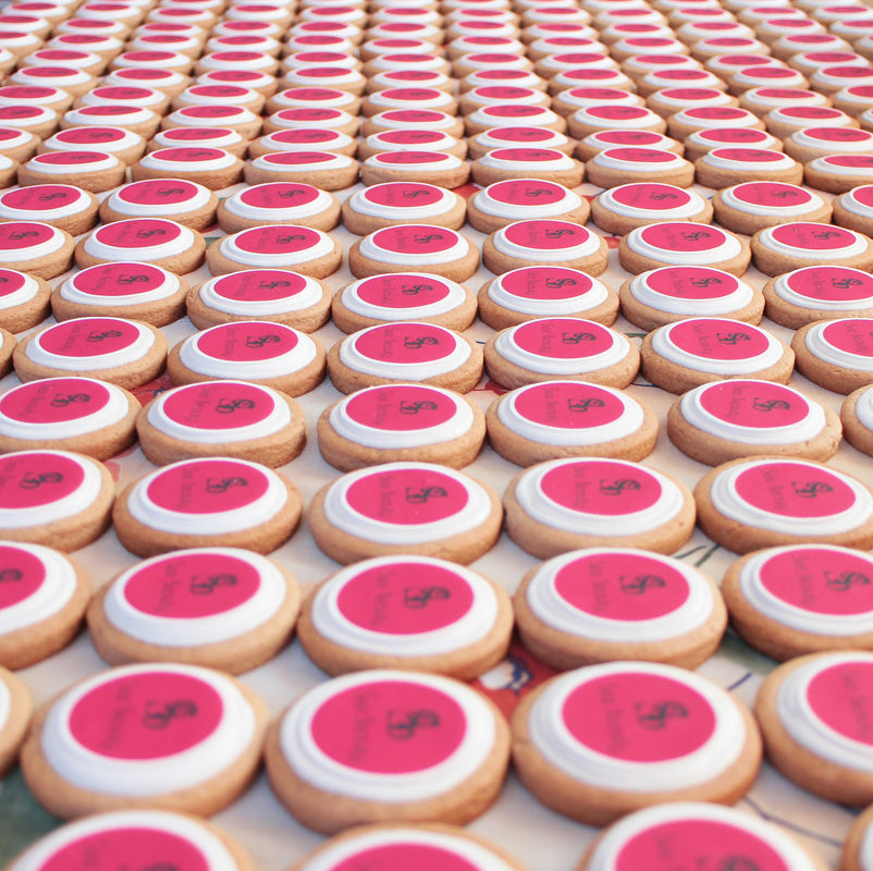 Sugar cookie / gingerbread with logo, 8 cm